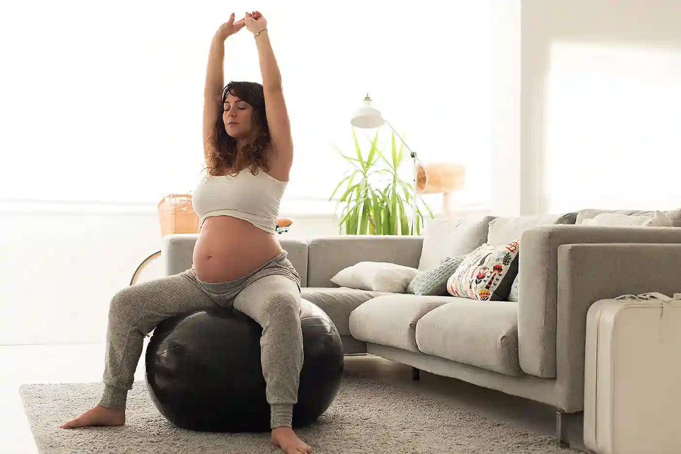 How to Support Your Core Safely During Pregnancy Bricket Wood